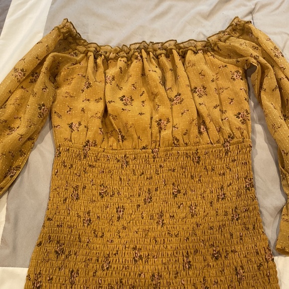 Storia Small Yellow Stylish Pretty Dress. Used once. Excellent Condition. - Picture 10 of 10